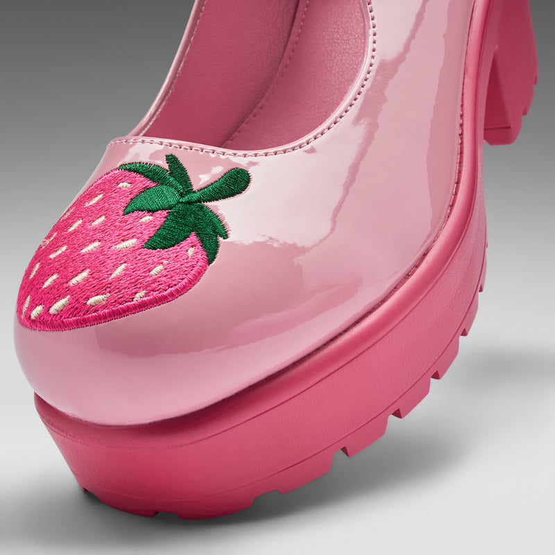 Tira Mary Janes ‘Strawberry Cheesecake Edition’ front view detail
