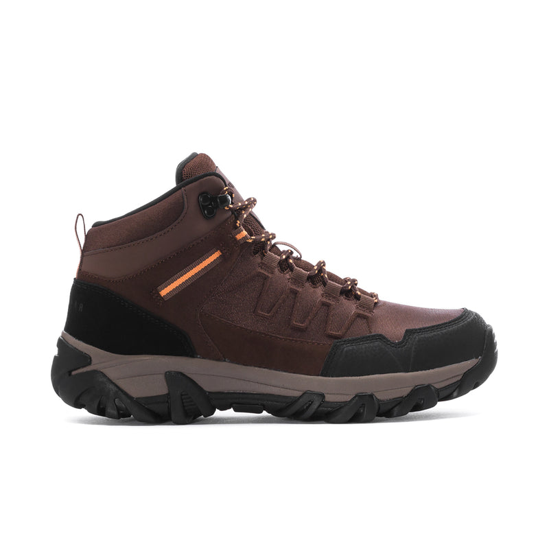 Men’s brown mid-height hiking boots with lace-up closure and black rubber sole