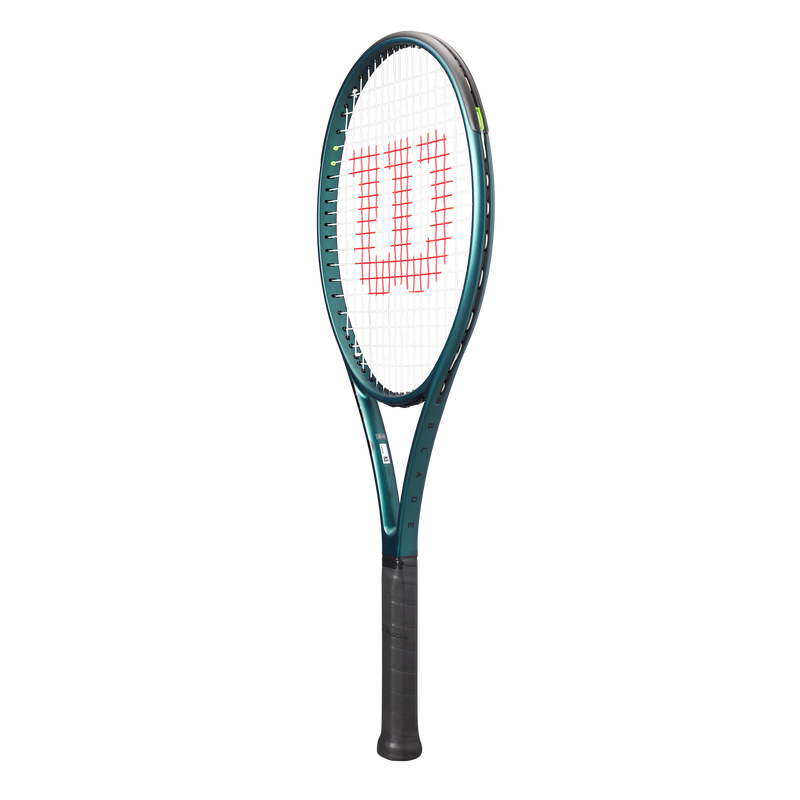 Wilson Blade 104 V9 Tennis Racquet