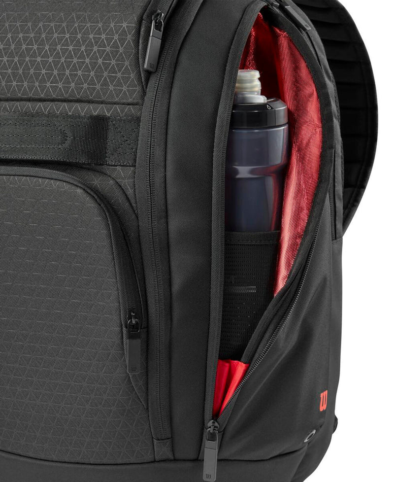 Wilson Clash Backpack Racquet Bag v3 in Black/Infrared