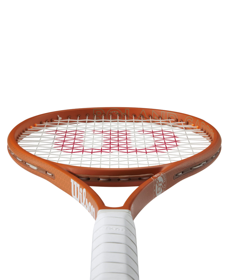 Wilson Roland Garros Blade 98 V9 16X19 Tennis Racquet (2025)