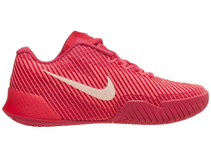Women's Air Zoom Vapor 11 Tennis Shoes in Aster Pink/Crimson Tint-Hot Punch-White