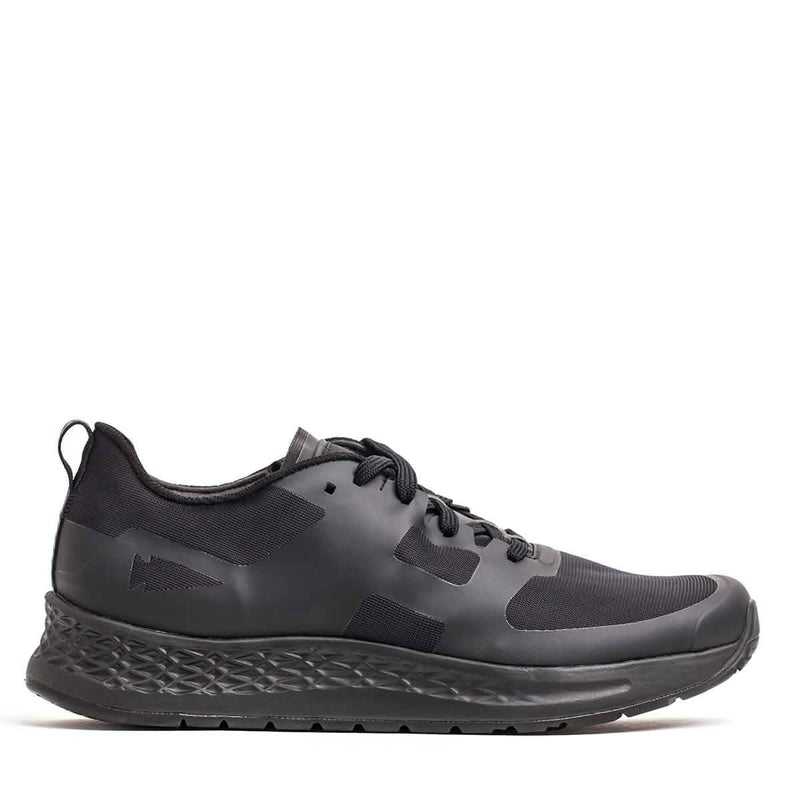 GORUCK Rough Runners Blackout rucking shoe, side profile, durable black athletic gear
