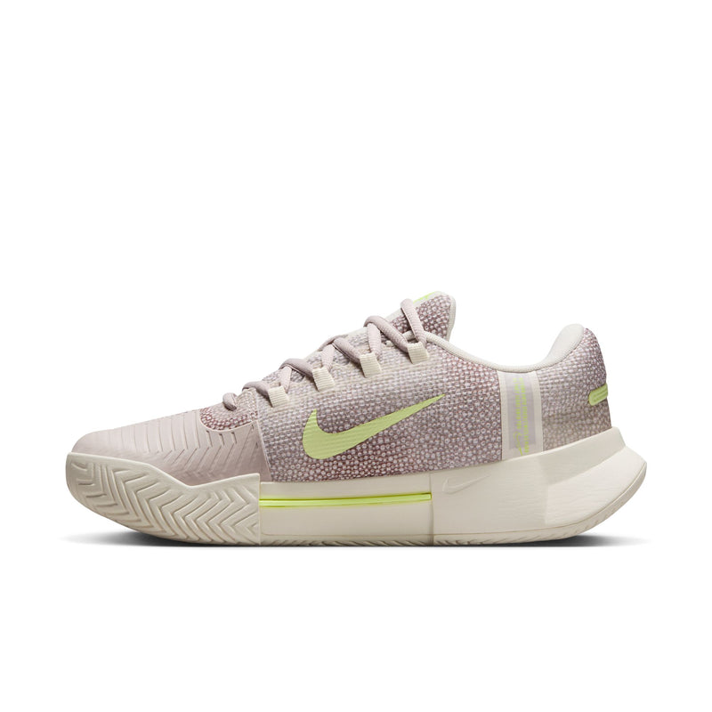 Women's Zoom GP Challenge 1 Tennis Shoes in Phantom/Barely Volt-Platinum Violet