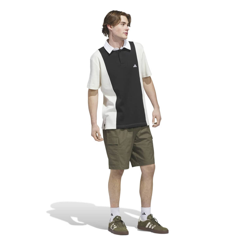Men’s olive woven cargo shorts with elastic waistband and cargo pockets