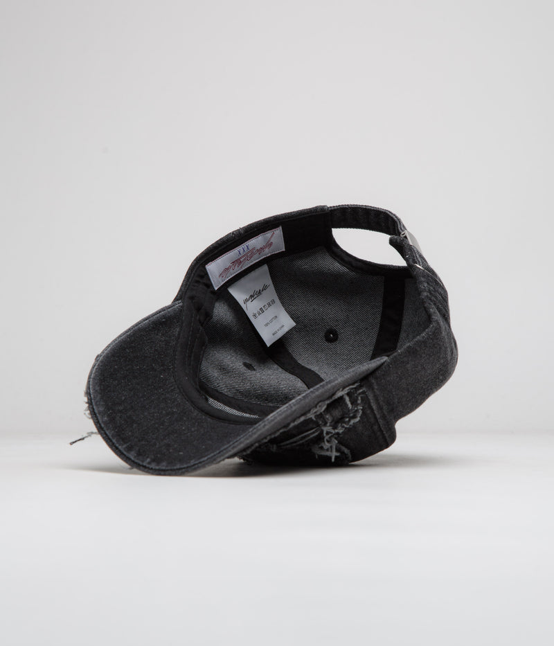 Yardsale Razor Cap in Black